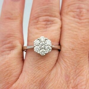Round Brilliant Cut Diamond Flower Motif Cluster Ring in 18 Karat White Gold